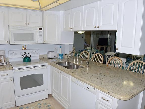 5th image of 22676 Island Pines Way APT 245