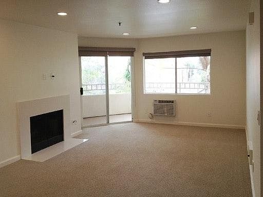 3rd image of 3677 1st Ave APT 109