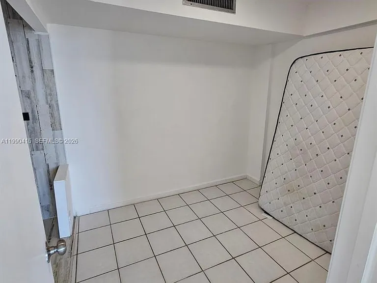 7135 Collins Ave #1821 — Photo 9