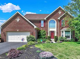 1323 Winterberry Ct, York, PA 17408