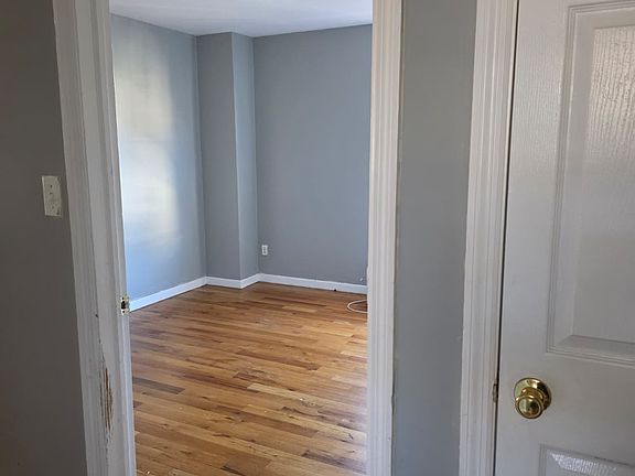 5th image of 85 Norwood St #1