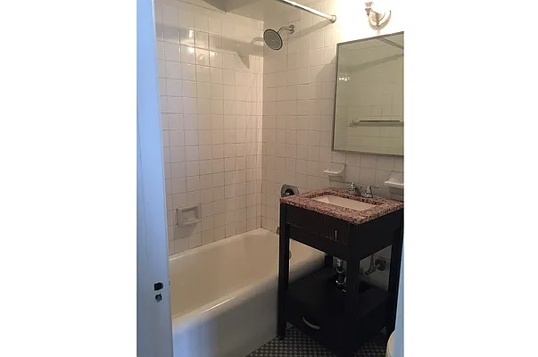 Rented by City Connections Realty | media 11