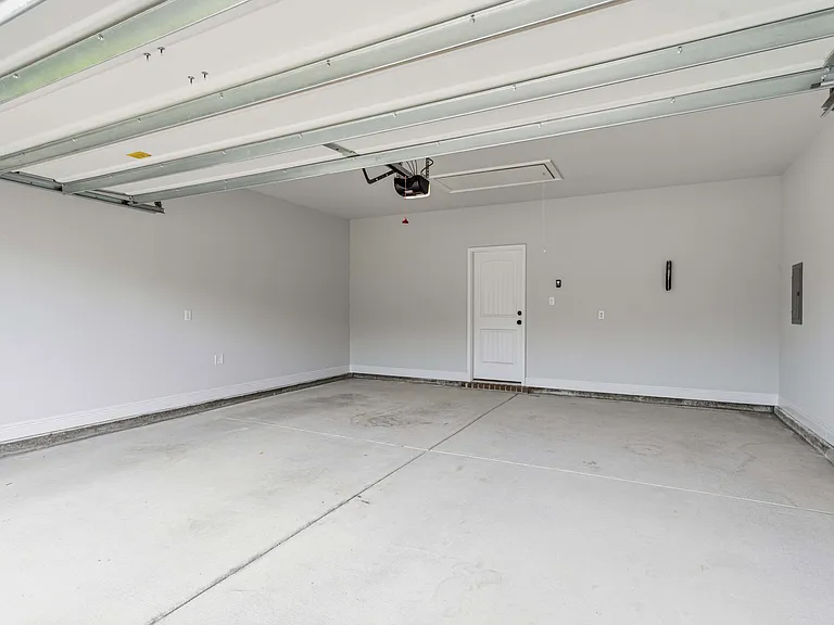 4630 Jayhawk Dr — Photo 17