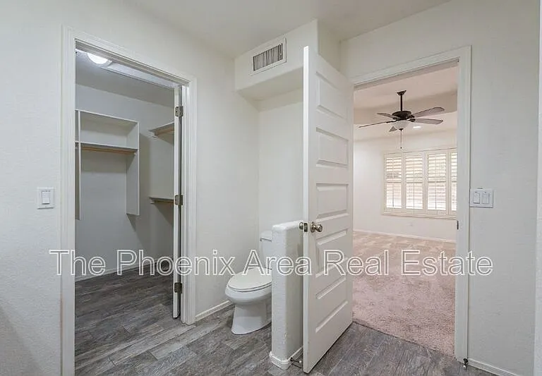 1125 W Macaw Dr — Photo 32