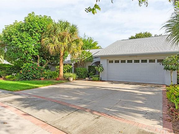 2nd image of 6524 Waterford Cir