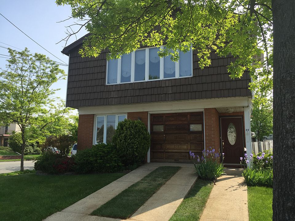 1st image of 44 Escanaba Ave