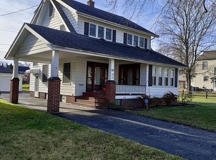 42 Como Ave, Struthers, OH 44471