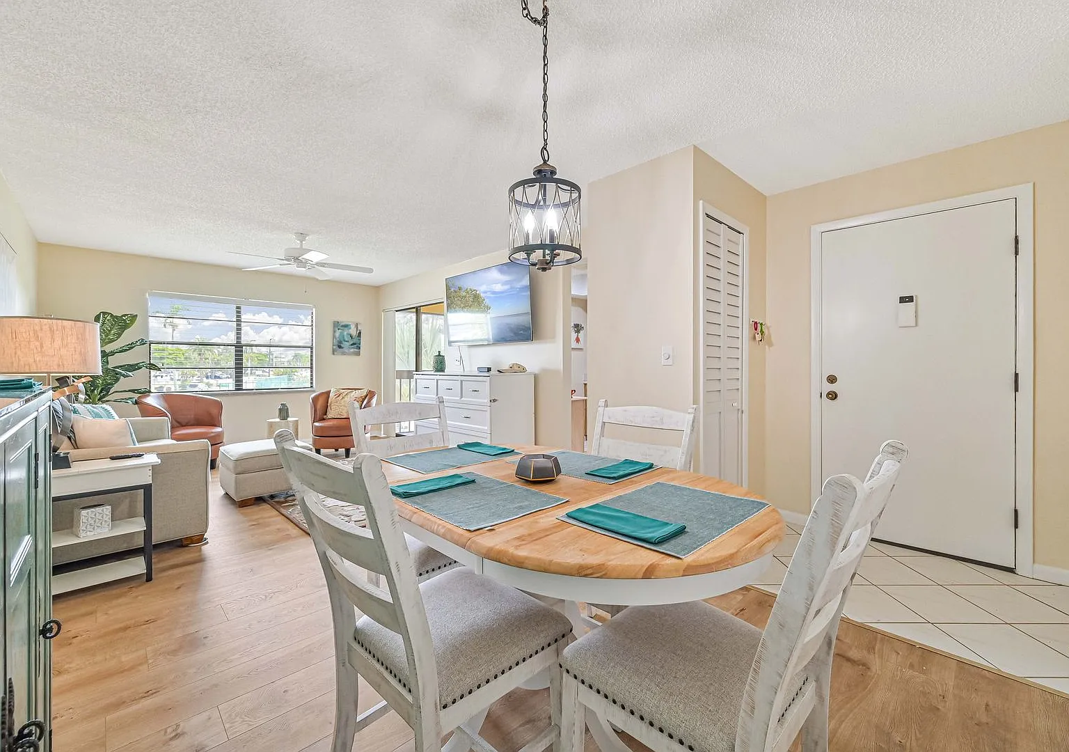 * Renovated 1/1 Condo ~ Annual Lease, Whiskey Creek ** — Photo 3