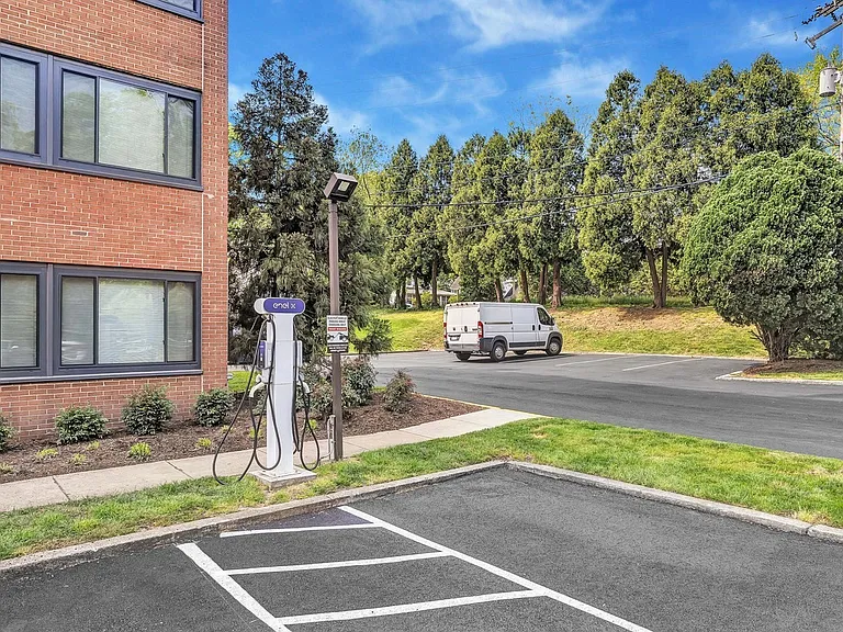 Parc View Apartments — Photo 17