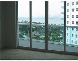 5th image of 7900 Harbor Island Dr APT 826
