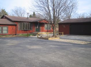 14735 Kolmar Ave, Midlothian, IL 60445