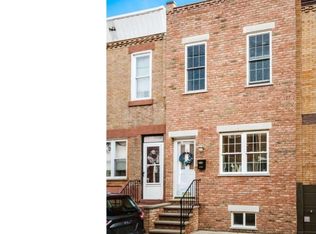2415 S Chadwick St, Philadelphia, PA 19145