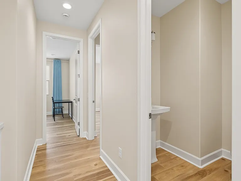 21217 Rockview Ter — Photo 27