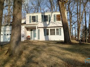2530 Carriage Dr, Toledo, OH 43615
