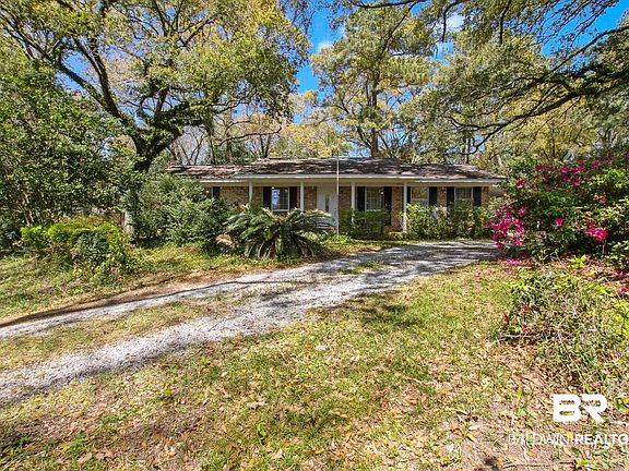 4th image of 207 Beall Ln