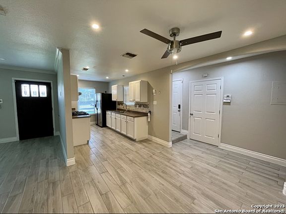 Refrigerator no included.