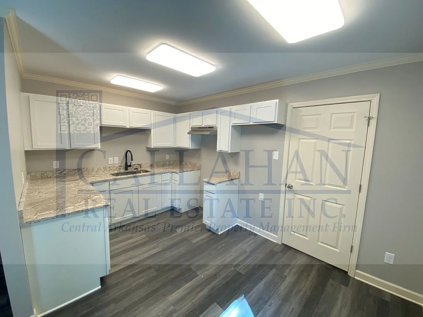 701 W 35th St — Photo 3