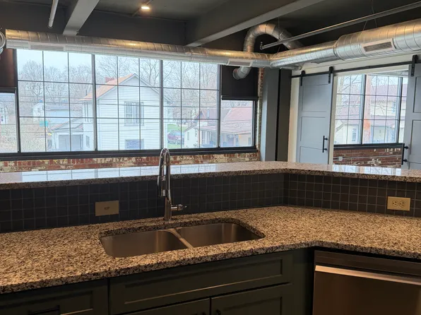 150 Jefferson St #18, Newark, OH 43055