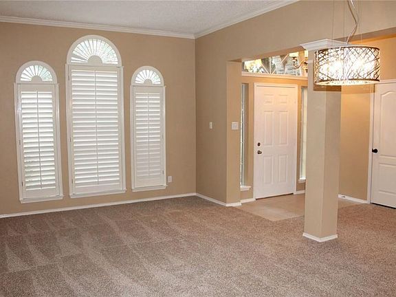 3rd image of 11501 Amber Valley Dr