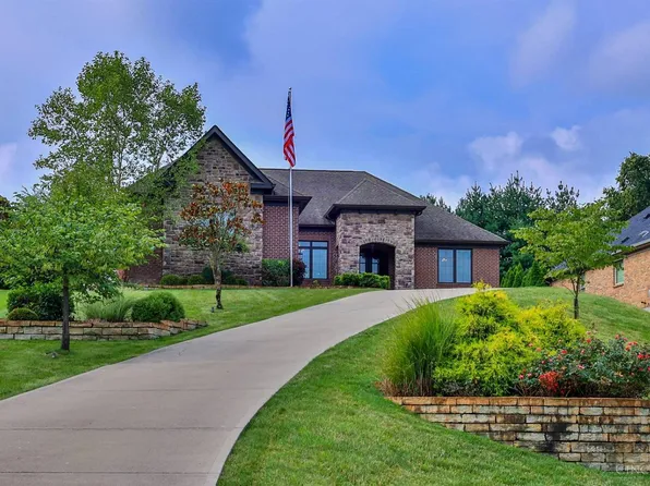 5707 Windridge Dr, Cincinnati, OH 45243