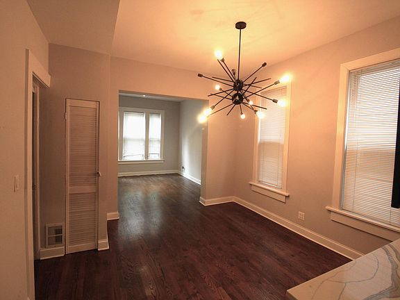 5th image of 1239 W Barry Ave #1