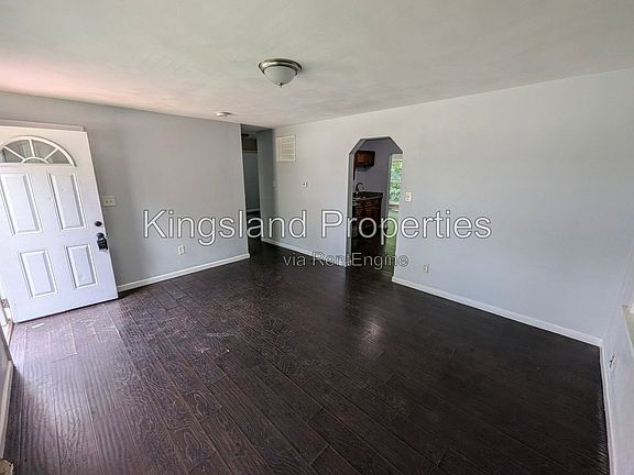 5th image of 8204 Church Ln