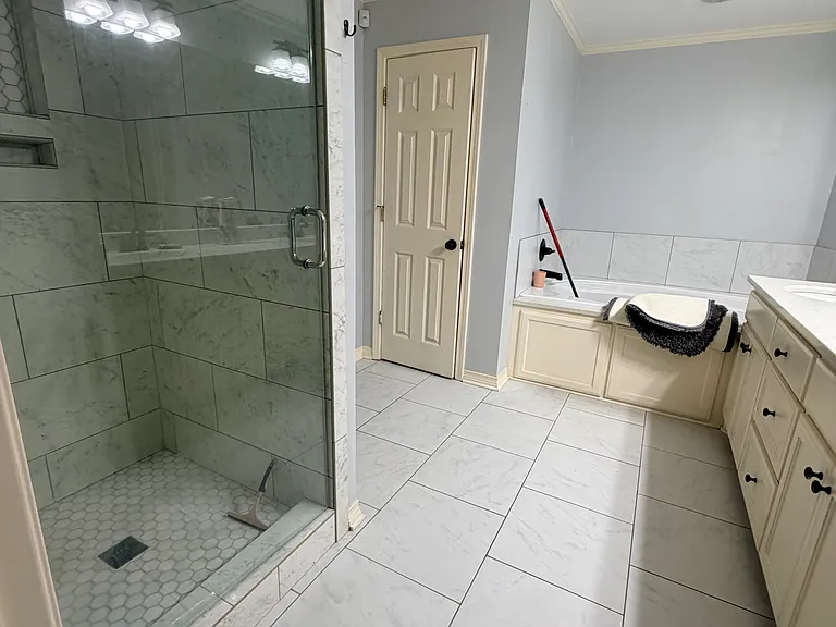 3200 Stowers Dr — Photo 6