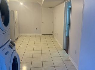 16 Stevensgate Dr #Basement, Ajax, ON L1T 4Z3