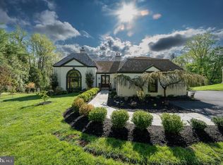 945 Lafayette Rd, Bryn Mawr, PA 19010