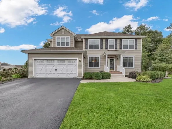 53 Moore Road, Hopewell Junction, NY 12533