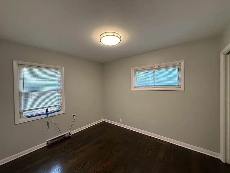 351 Clyde Ave — Photo 12