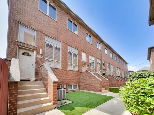 6816 W 65th St APT 2, Chicago, IL 60638