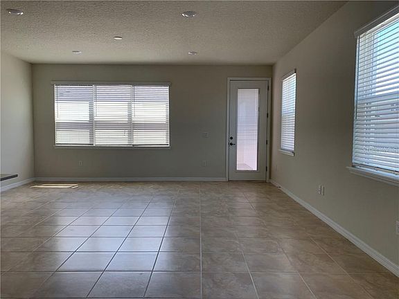 3rd image of 1302 Painted Bunting Ave