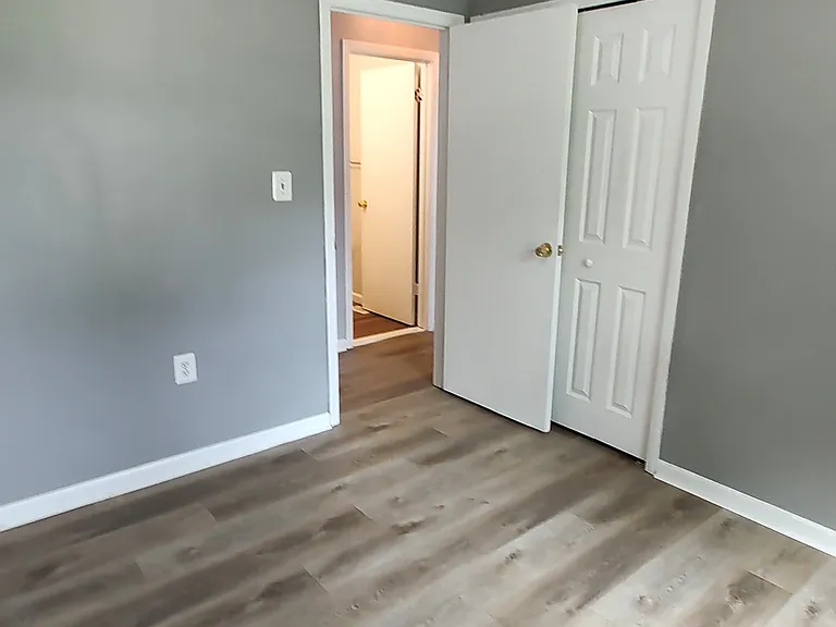 8027 Shore Rd — Photo 22