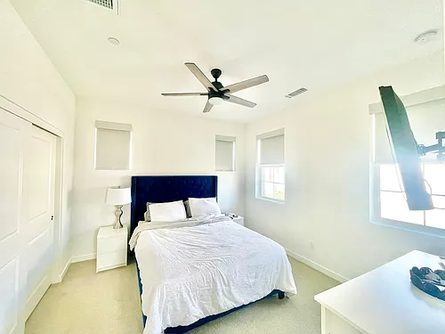 2422 Encanto Pass Photo 1