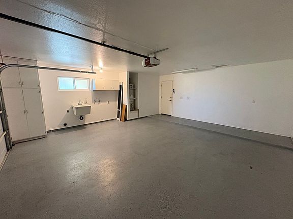 4th image of 4230 W Grove Ct