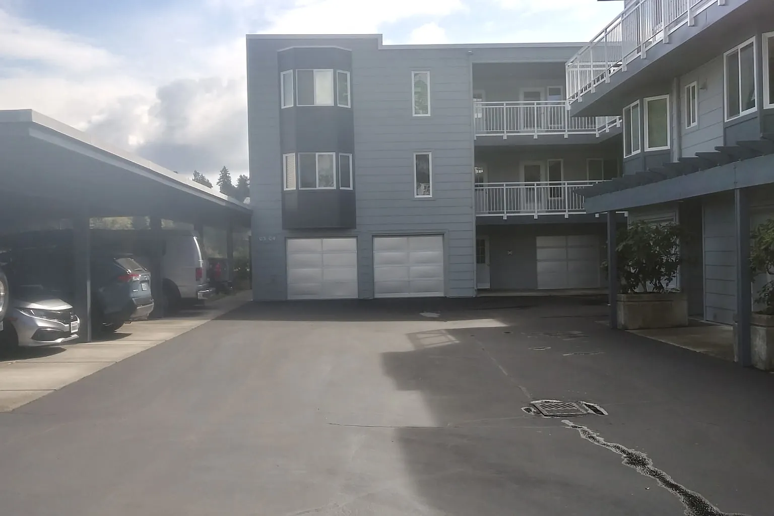 1610 Park Ave — Photo 1