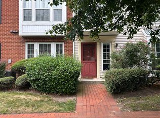 24 Buttonwood St, Jersey City, NJ 07305