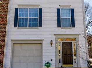 6338 Dakine Cir, Springfield, VA 22150