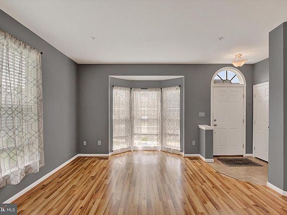 5th image of 1351 Lewis Ln