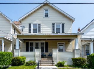 9 Mapleridge Ave, Albany, NY 12209