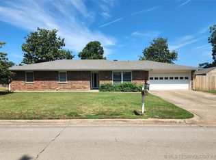 411 Steadway Ave, Dewey, OK 74029