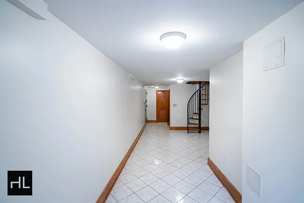 Rented by Highline Residential | media 12