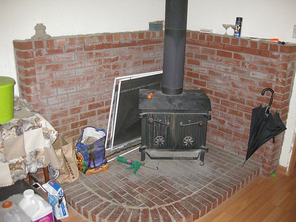 5th image of 1007 SE 122nd Ave