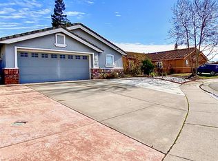 8075 Langdale Ct, Sacramento, CA 95829