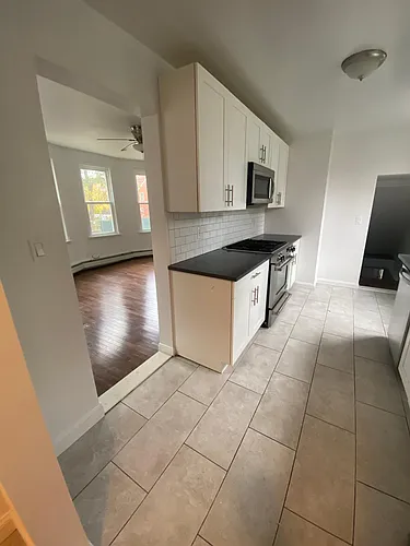 75 S Woodside Ave #1 Photo 1 75 S Woodside Ave #1 Photo 1