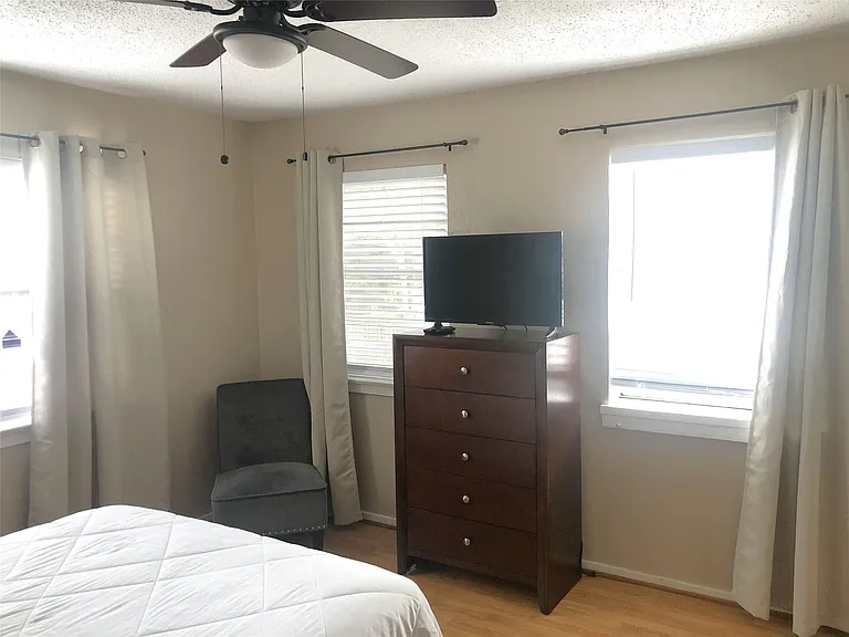 5417 Ennis St #4 — Photo 8