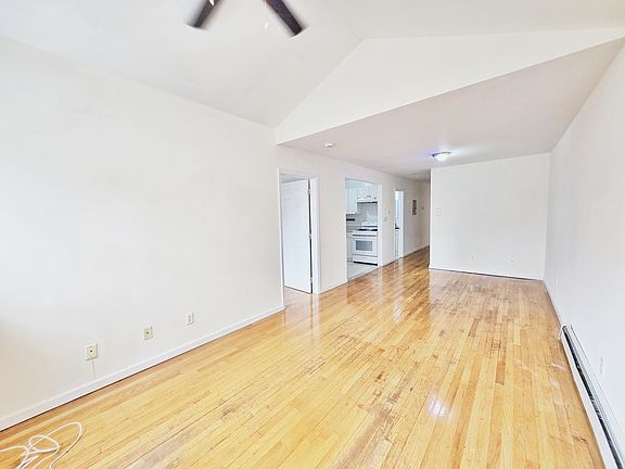 2nd image of 2536 14th St APT 2