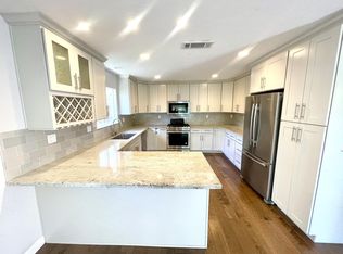 970 Alice Ln APT 5, Menlo Park, CA 94025