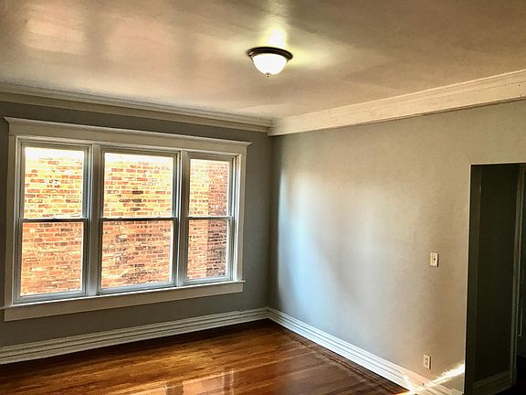 3rd image of 5649 S Michigan Ave APT 3